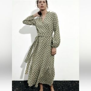 Zara NWT Geometric Print Dress size L